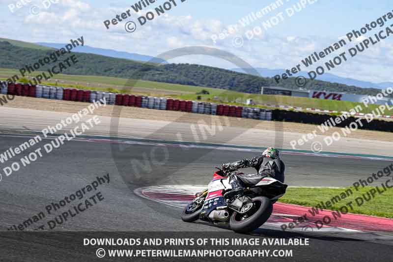 Circuito de Navarra;Spain;event digital images;motorbikes;no limits;peter wileman photography;trackday;trackday digital images